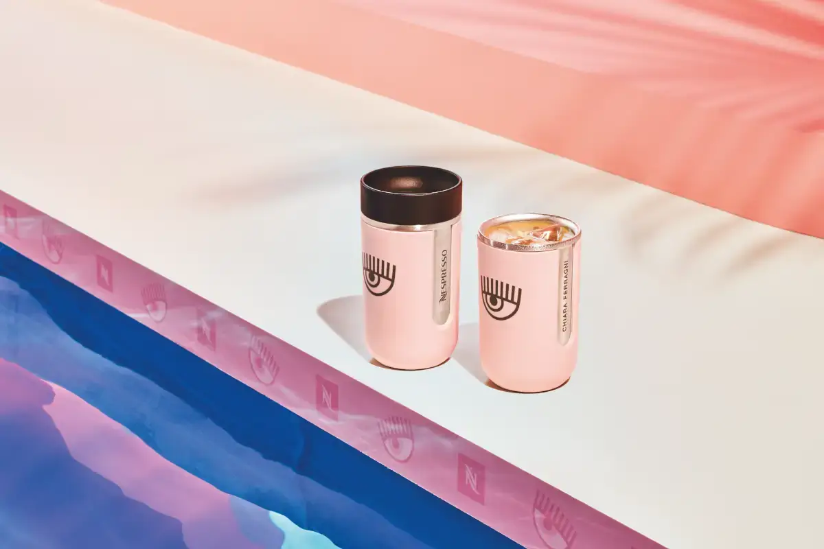 Le travel muh Nomad Nespresso lancia la summer collection firmata Chiara Ferragni